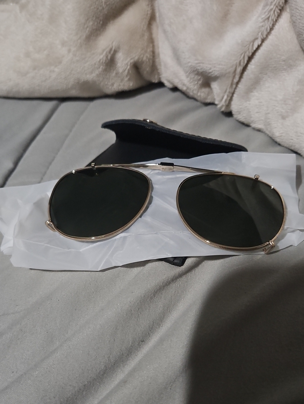 Gold Frame Aviator Sunglasses with Dark Green Lenses -